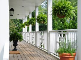 Comment huiler votre terrasse en bois