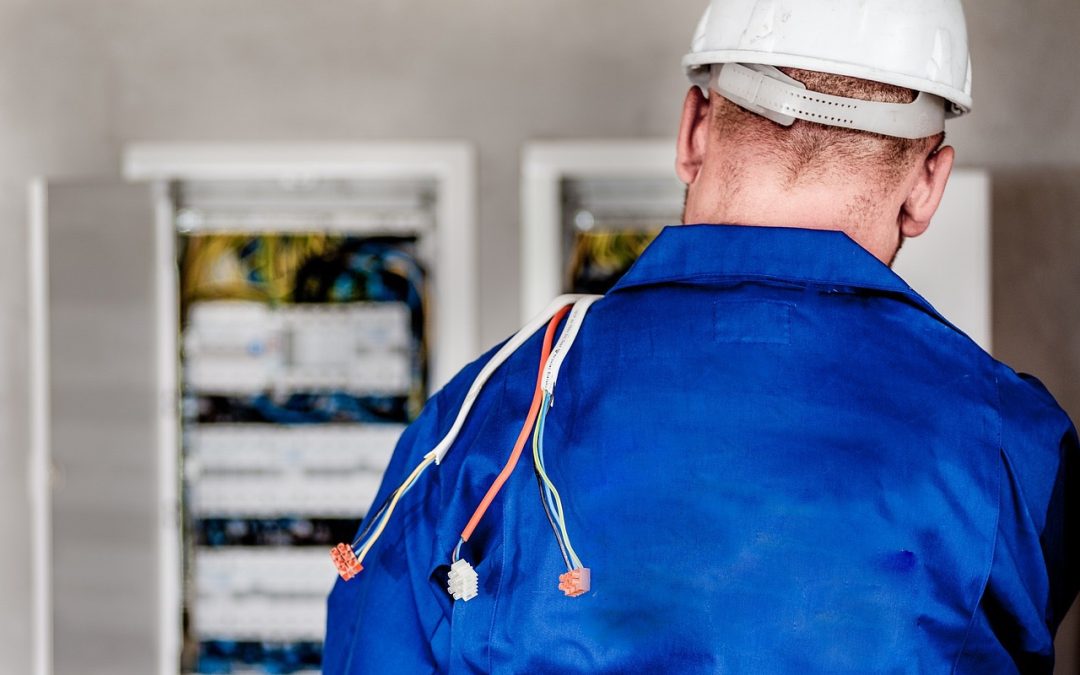 Réussir son projet de mise aux normes électriques