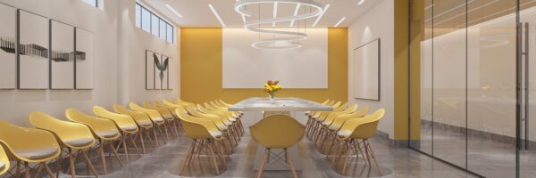 Améliorez votre espace professionnel avec des tables de salle de réunion adaptées