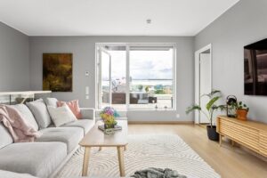 5 conseils pour aménager un salon chaleureux avec des pièces artisanales